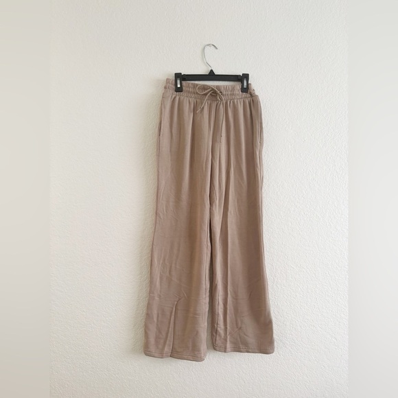 Tan Relaxed Fit Joggers for Effortless Style - Picture 1 of 9